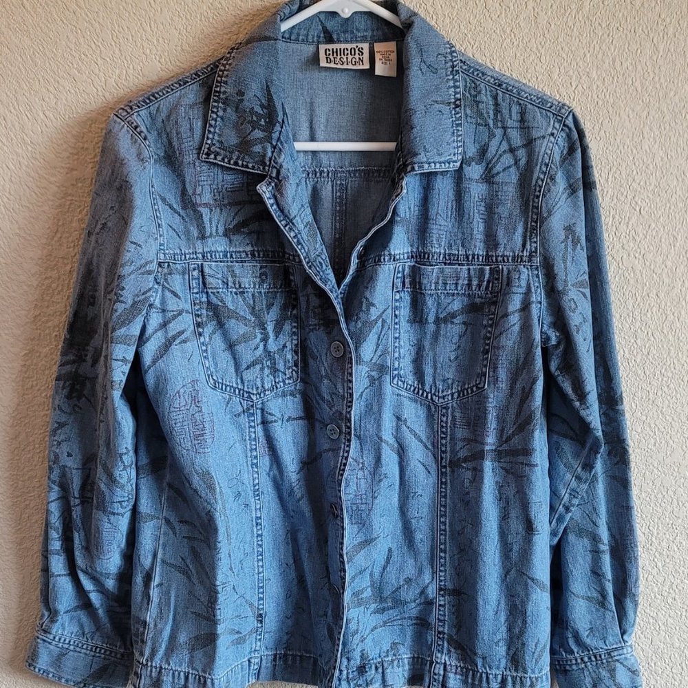 Chico's brand lightweight shirt/jacket- Size 1